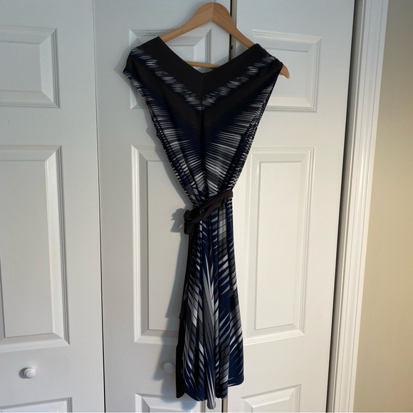 Black and Blue maxandcleo faux wraparound, sleeveless dress - Size Small - Picture 2 of 9